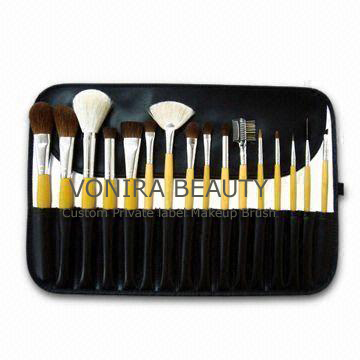 Goat Hair Makeup Kit with Wooden Handle, Various Colors are Available