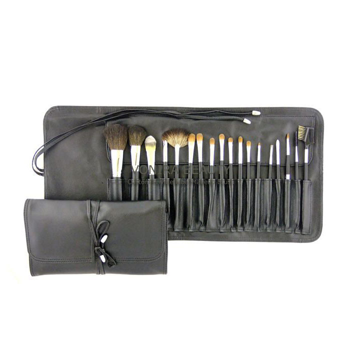 18 piece set of high quality real hair make-up brushes, made from sable, goat and racoon hair
