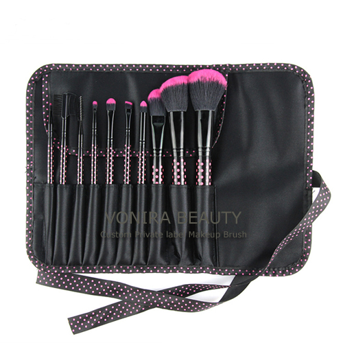 Fashion Pink Dot Cosmetic Brush Set