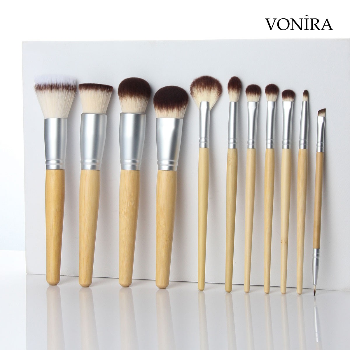 Vonira Beauty Manufacturer OEM 12 Pieces Eco Friendly Natural Bamboo Handle Makeup Brush Set Low MOQ Custom Private Label Make Up Brushes Kit
