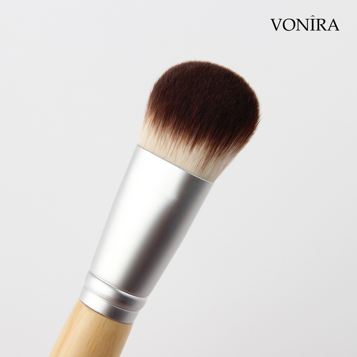 Vonira Beauty Manufacturer OEM 12 Pieces Eco Friendly Natural Bamboo Handle Makeup Brush Set Low MOQ Custom Private Label Make Up Brushes Kit