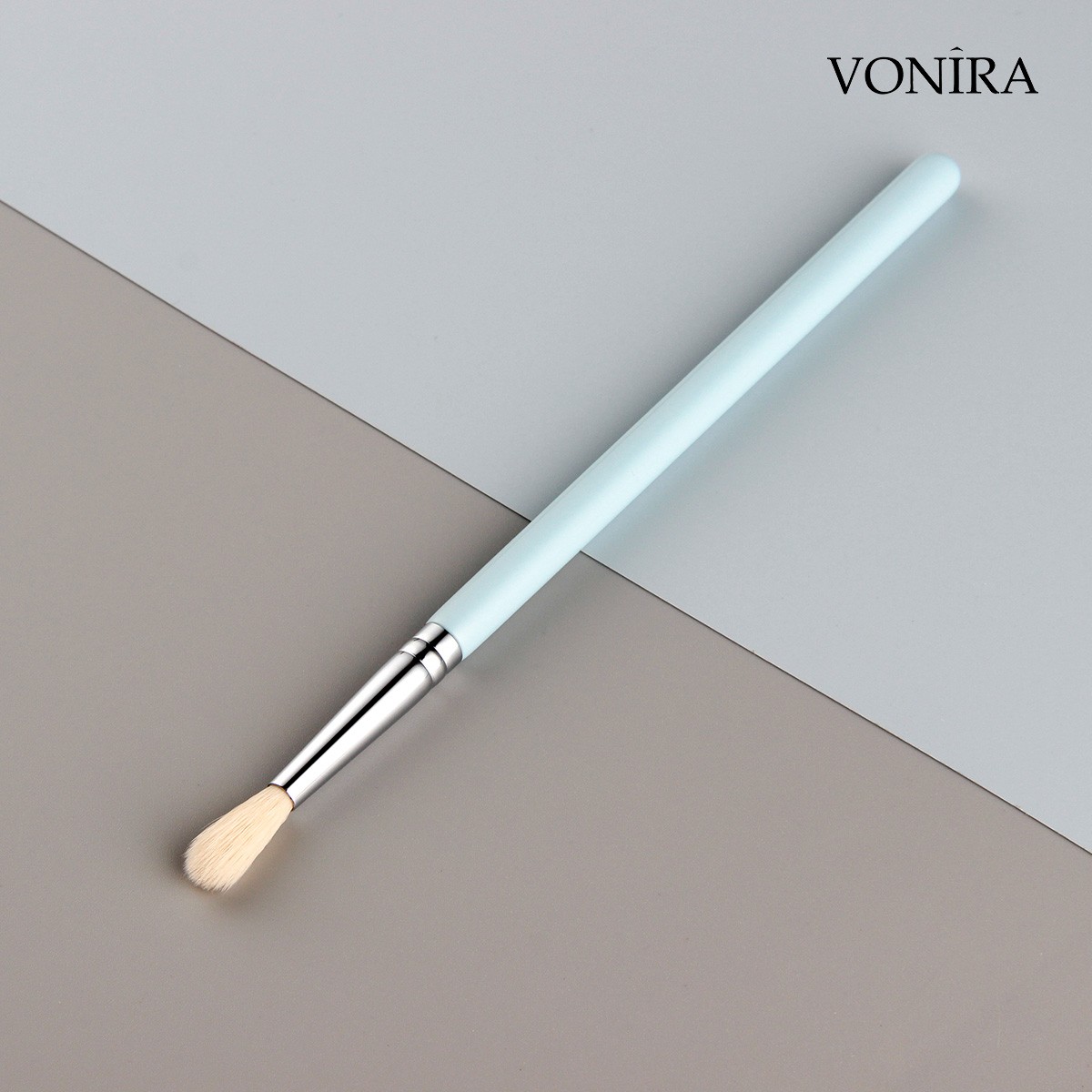 Vonira Beauty Manufacturer Custom Full Complete Eye Makeup Brushes Set Private Label With Silver Copper Ferrule Green Wooden Handles