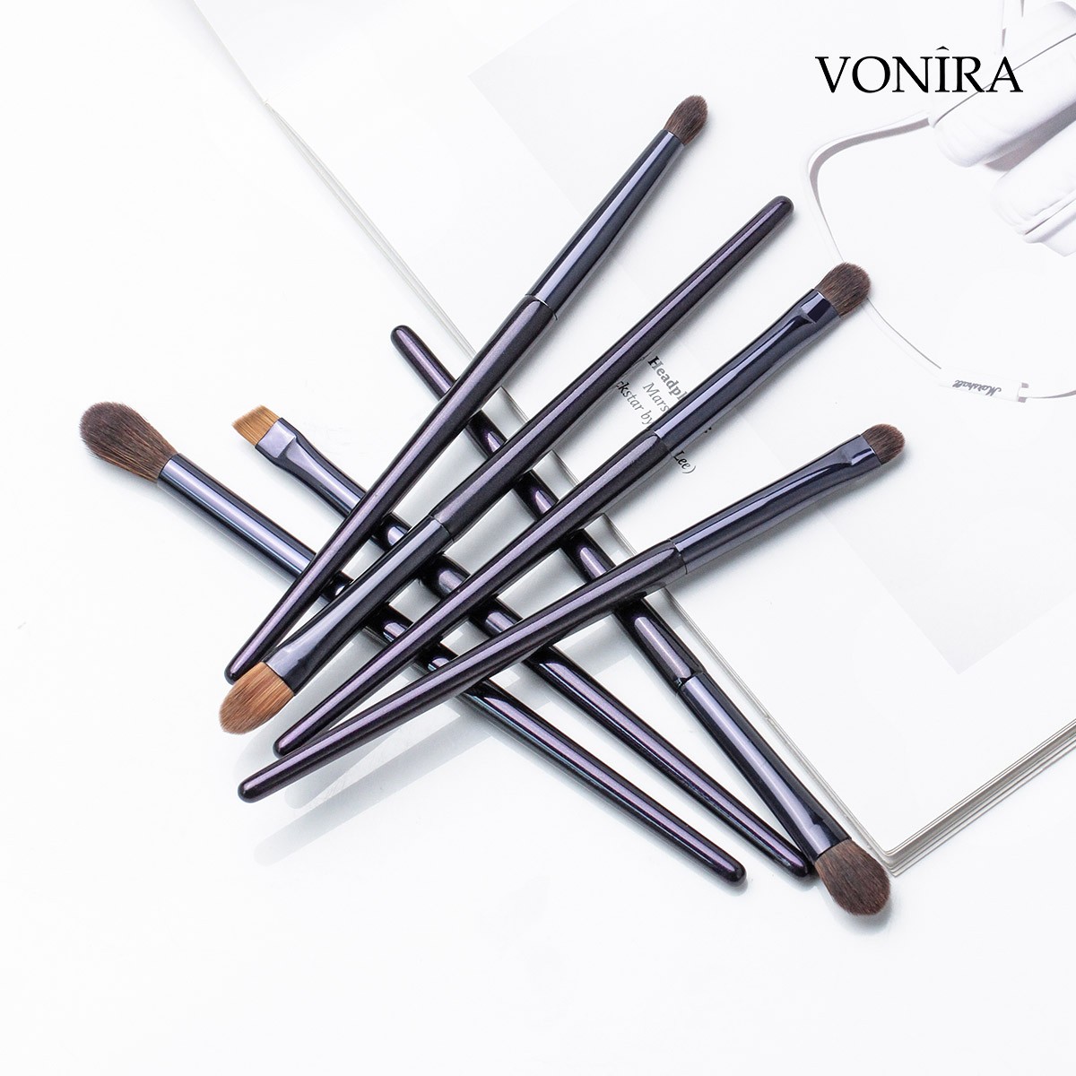 Vonira Beauty Manufacturer Wholesale Customized OEM Logo Purple Color Handle 10PCS Basic Cosmetic Make up Brush Kit