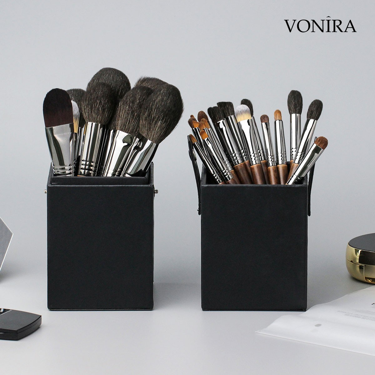 Vonra Beauty Best Makeup Artist 28 Pieces Professional Makeup Brush Set Premium Natural Synthetic Mixed Make up Brushes Kit