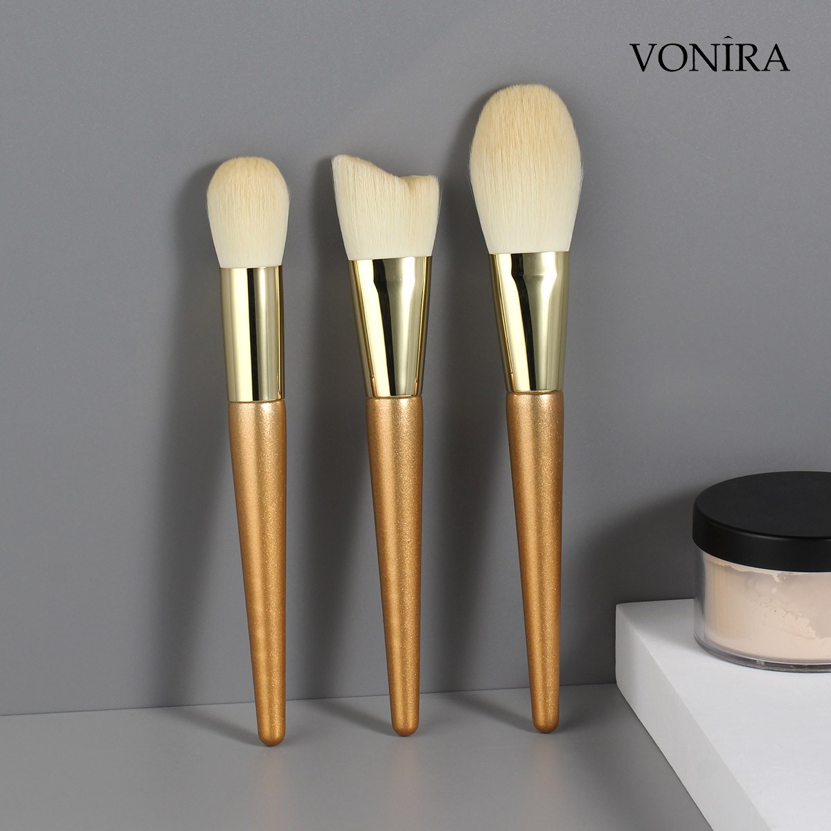 Vonira Custom OEM Wholesale Basic Gold Glitter Wood Handle Makeup Brush Set Drop Shipping Micro Crystal Fibre Make Up Brushes Kit ODM Customer Logo