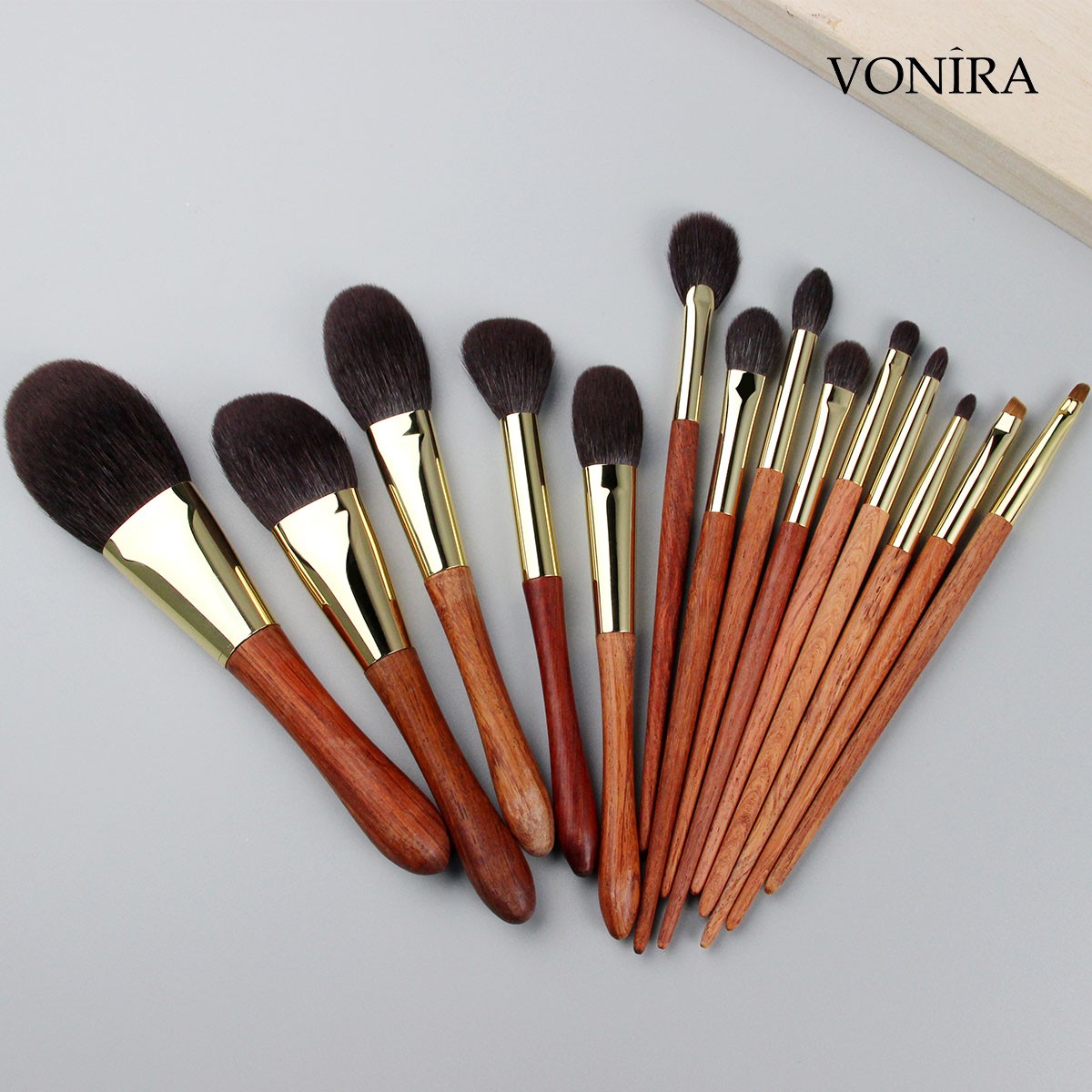Vonira Beauty Factory Custom Private Label OEM High Quality 14pcs Makeup Brushes Set With 24K Gold Copper Ebony Handle