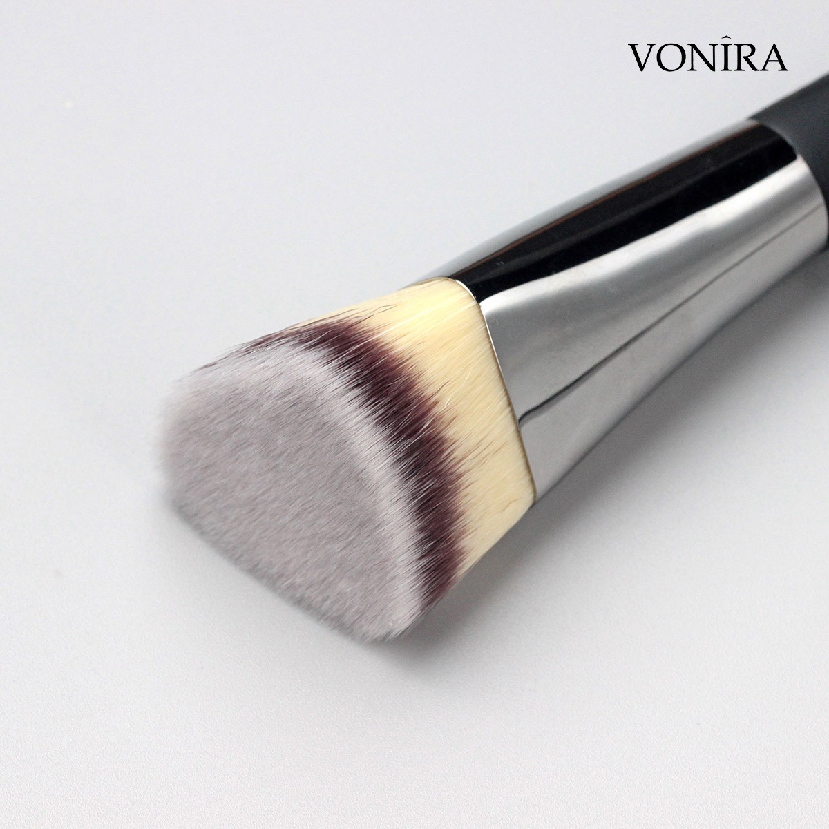 Vonira Beauty Wholesale Custom Private Label Luxurious Double Ended Triangle Artist Foundation Concealer Brush
