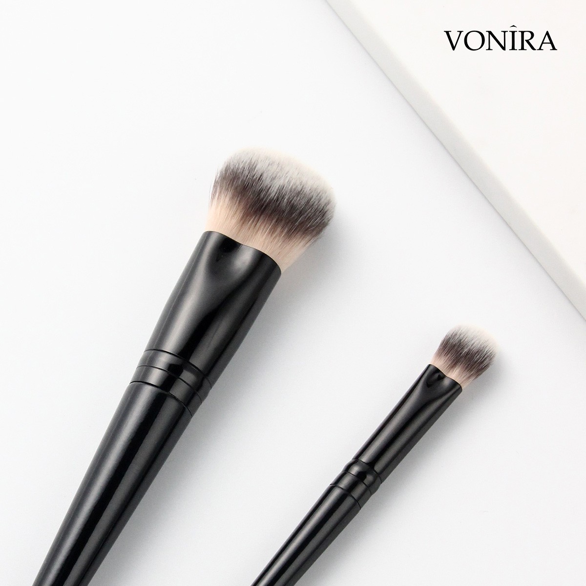Vonira Beauty Custom Private Label Handmade Makeup Concealer Eyeshadow Blending Brush With Black Aluminum Ferrule Birch Slim Handle