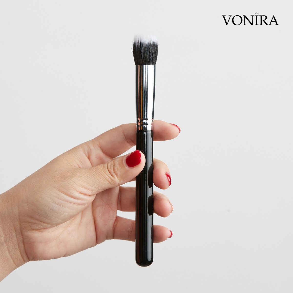 Vonira Custom Private Label Mini Short Duo Fibre Blender Brush With Silver Brass Ferrule Black Handle