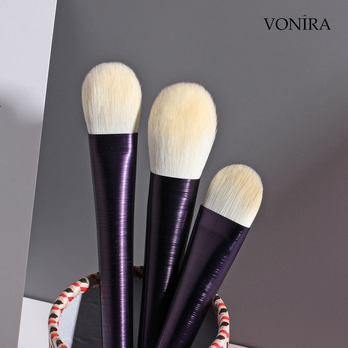 Vonira Custom Private Label OEM ODM High End Luxury Best Price 7 Pcs Purple Cosmetic Brushes Manufacturer China Makeup Brush Set