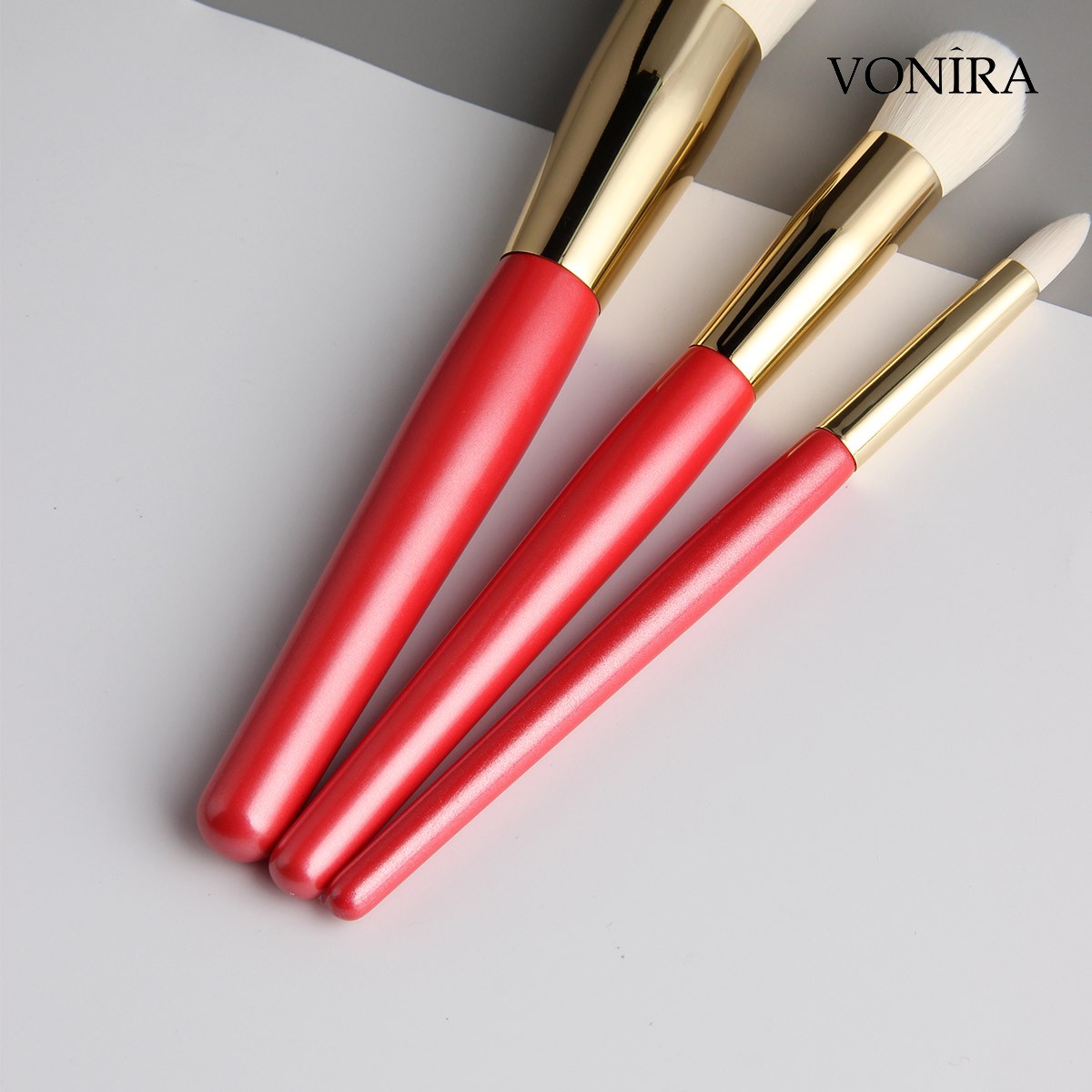 Vonira Beauty Luxury Makeup Wonderful Gift Brush Sets Red Golden Color Personalized Makeup Brushes Collection