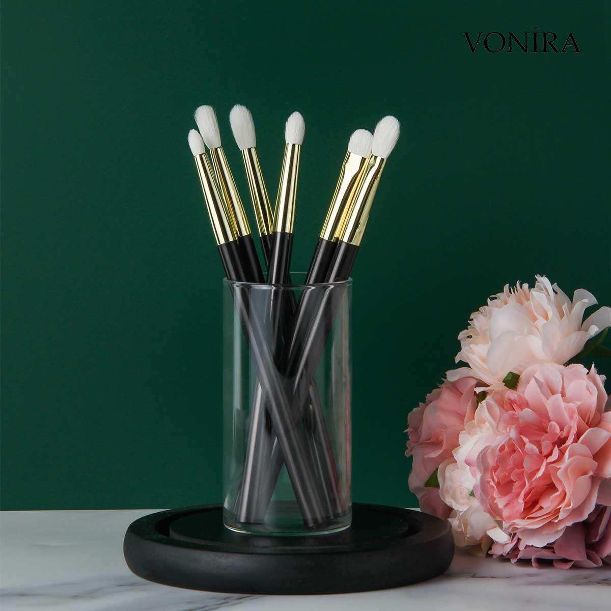 Vonira Luxury Natural Hair Makeup Brush Set Model YFV138 With Gold Copper Ferrule Low MOQ Custom Private Label Make Up Brushes