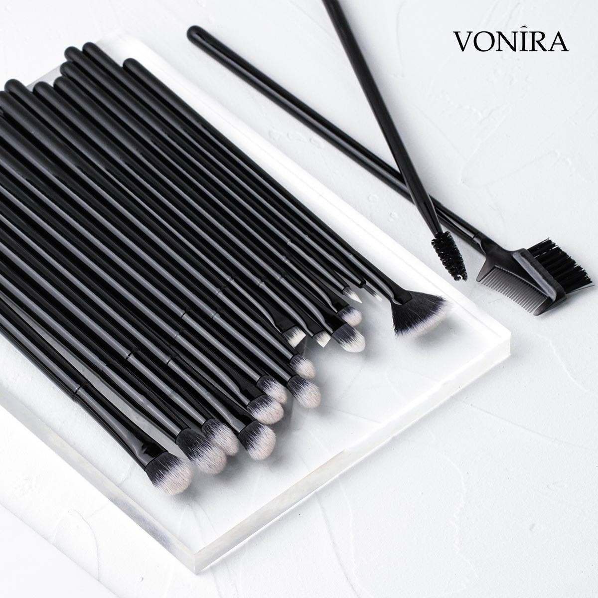 Vonira Beauty OEM ODM Fashion Professional 28 Pieces Makeup Brushes Set Glossy Black Luxury Premium Cosmetic Brushes Set Private Label