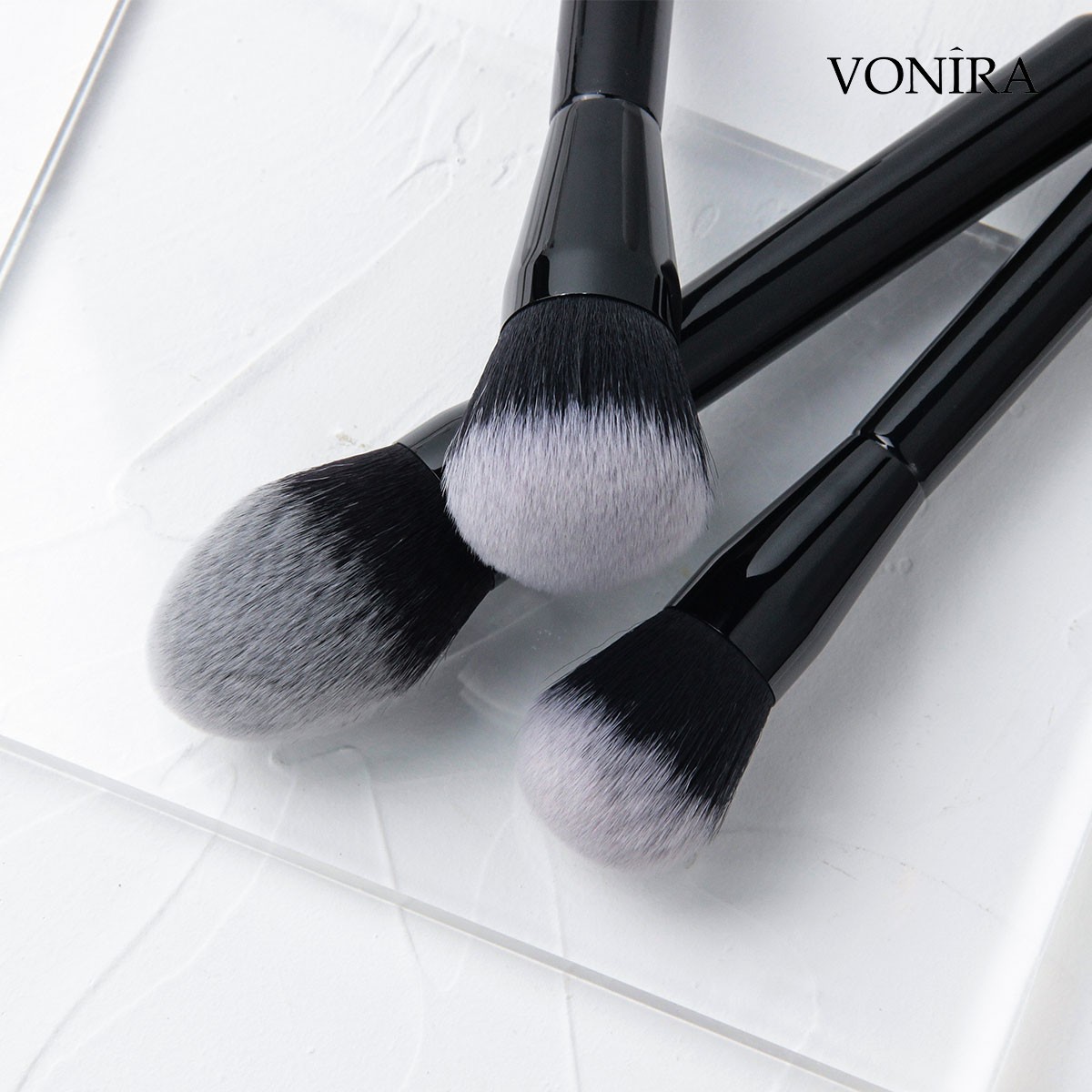 Vonira Beauty OEM ODM Fashion Professional 28 Pieces Makeup Brushes Set Glossy Black Luxury Premium Cosmetic Brushes Set Private Label