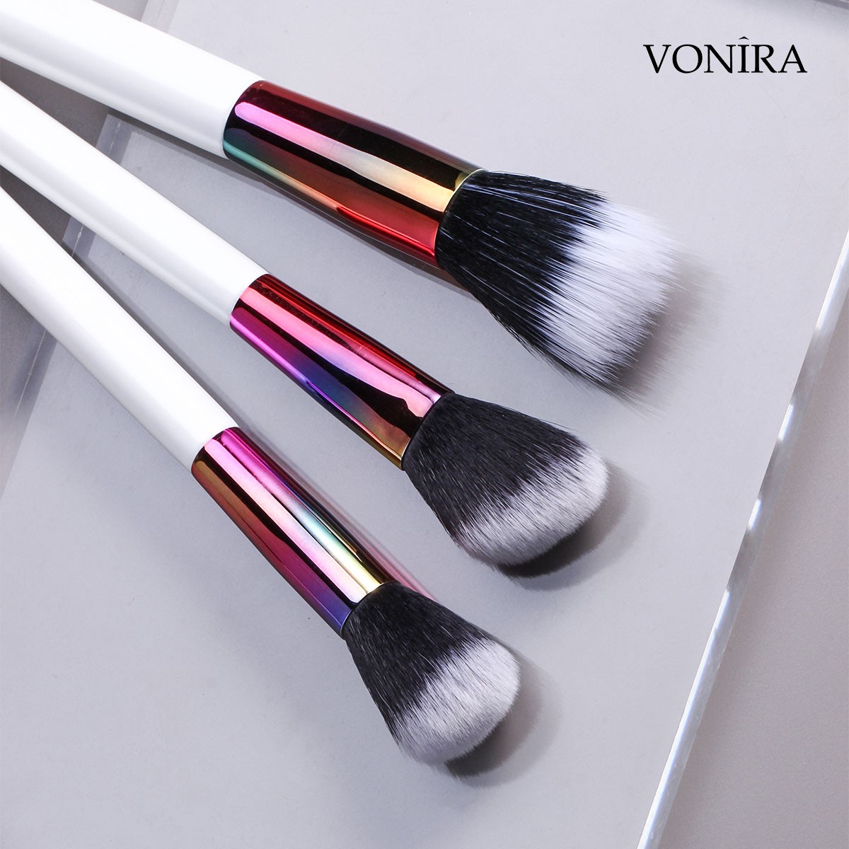 Vonira Beauty Essential 11 Pieces Holographic Makeup Brush Set Cruelty-Free 100% Vegan Bristles