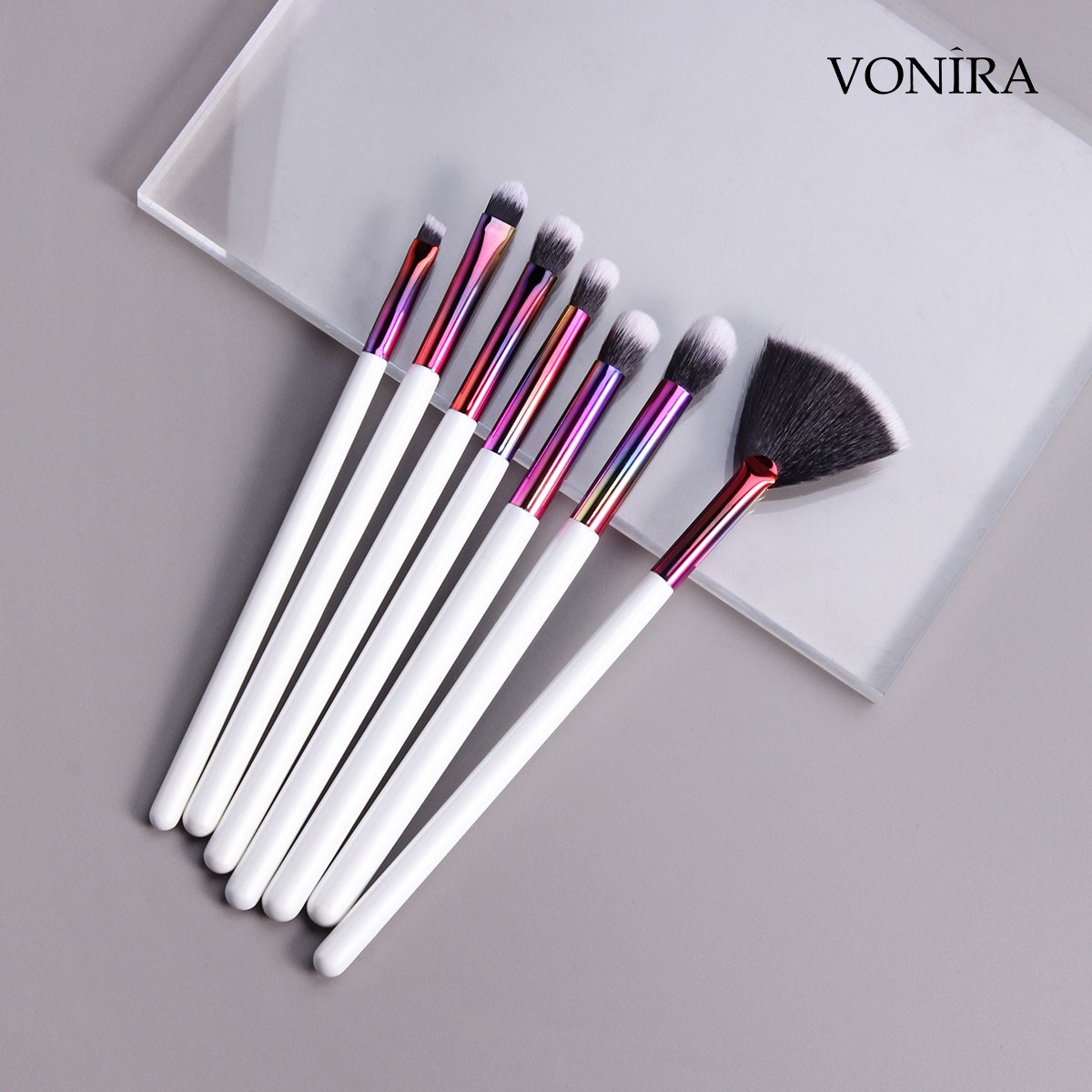 Vonira Beauty Essential 11 Pieces Holographic Makeup Brush Set Cruelty-Free 100% Vegan Bristles