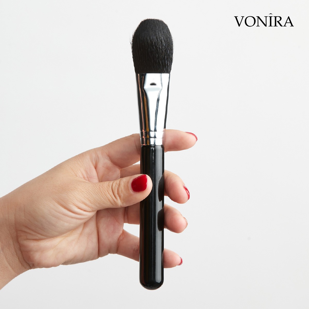 Vonira Beauty Luxury Round & Flat Powder Blush Brush With Silver Copper Ferrule Matte Black Wood Handle