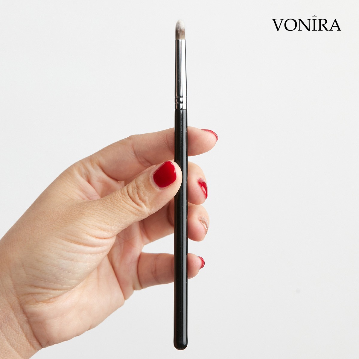 Vonira Beauty Makeup Ultimate Pro Smokey Pointed Lip Liner Brush With Custom Private Logo Name Manufacturer Service - Image 1