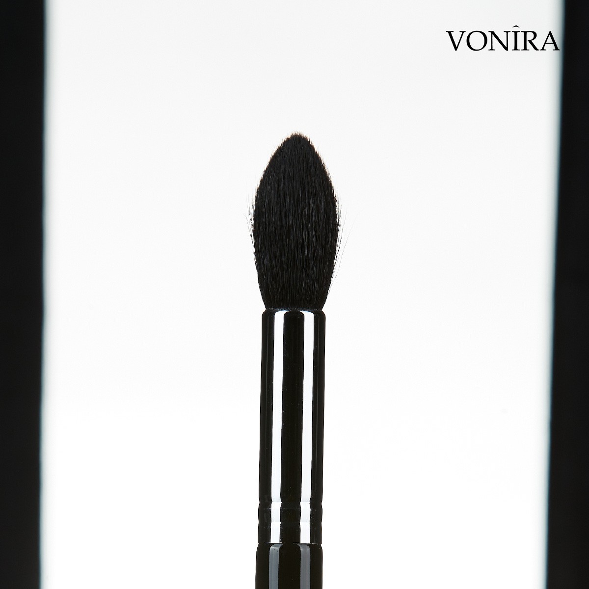 Vonira Beauty Pro Detail Powder Contour Brush With Silver Copper Ferrule Black Handle Custom Private Label Service