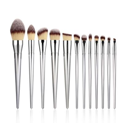 Vonira Beauty Professional Set of 12 Makeup Brushes With Shiny Silver Ferrule Handles