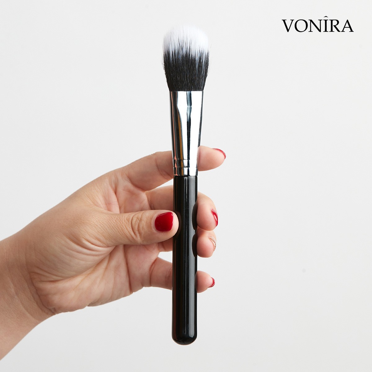 Vonira Beauty Tapered Duo Fibre Blush Brush With Silver Brass Ferrule Black Handle Custom Private Label