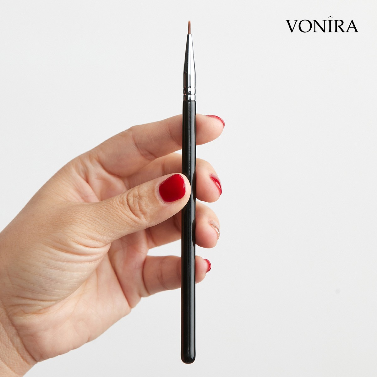 Vonira Beauty Tiny Precision Eye Liner Brush With Extra Fine Hair Tip Silver Copper Ferrule Custom Private Label Service - Image 1