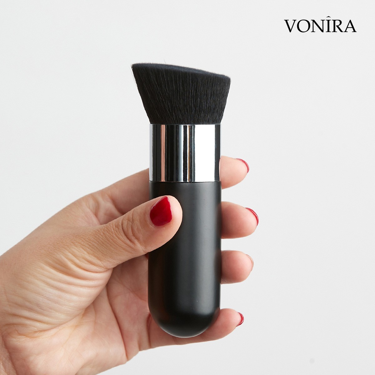 Vonira Beauty Wholesale Face/Body Polishing Makeup Highlighter Brush