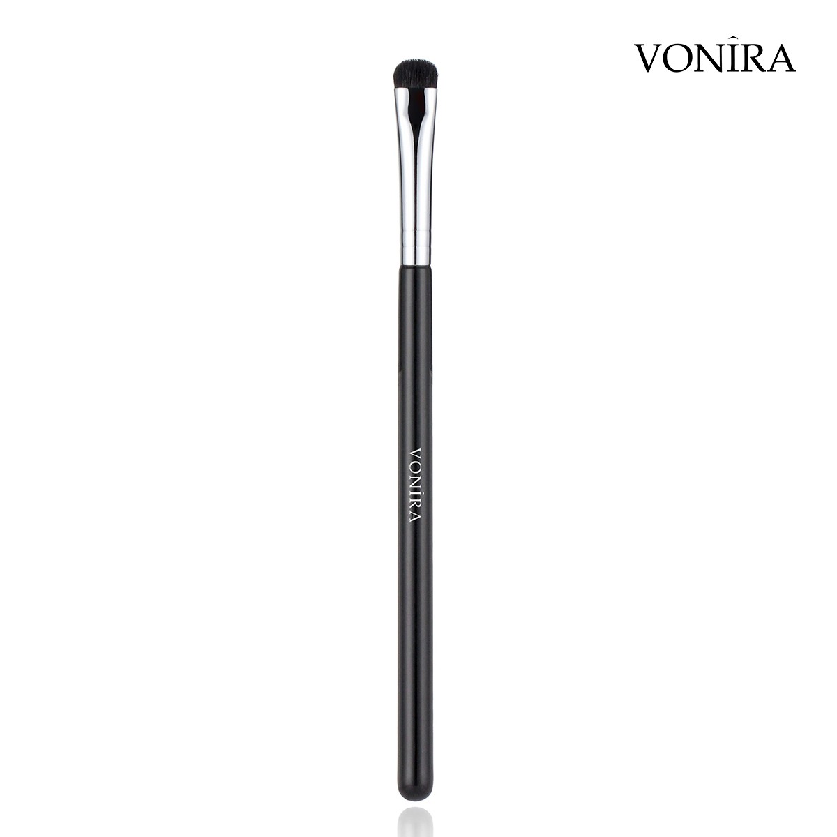 Vonira Beauty Wholesale Short Eye Shadow Smudge Brush With Silver Copper Ferrule Black Handle Custom Private Label Service