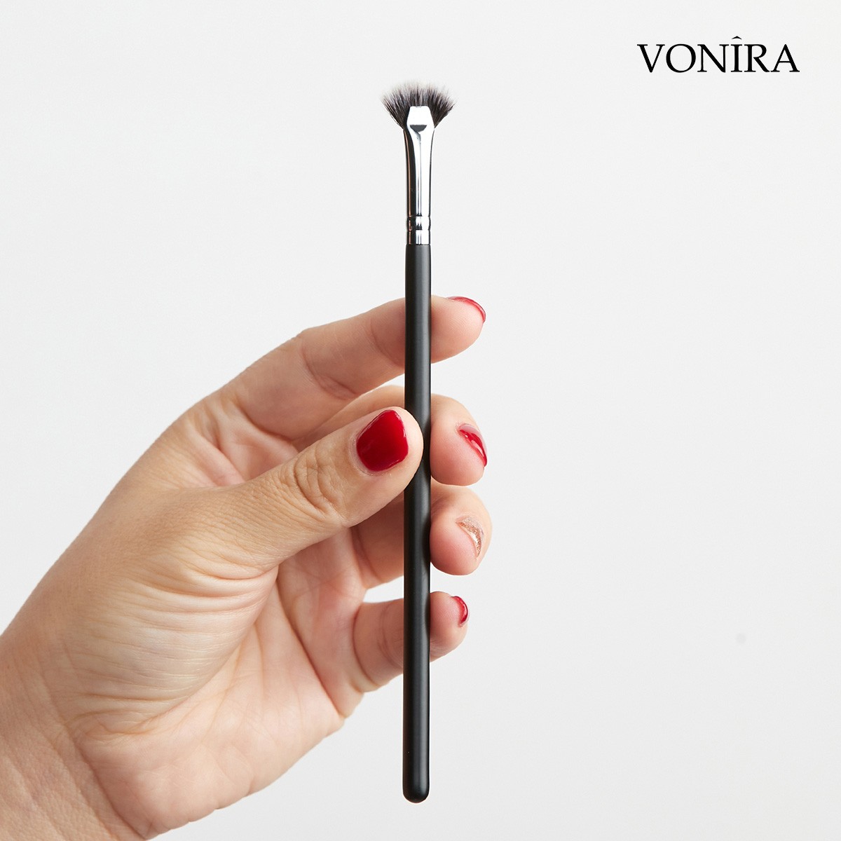Vonira Beauty Wholesale Makeup Small Lash Fan Brush With Copper Ferrule Custom Private Logo Name Printing