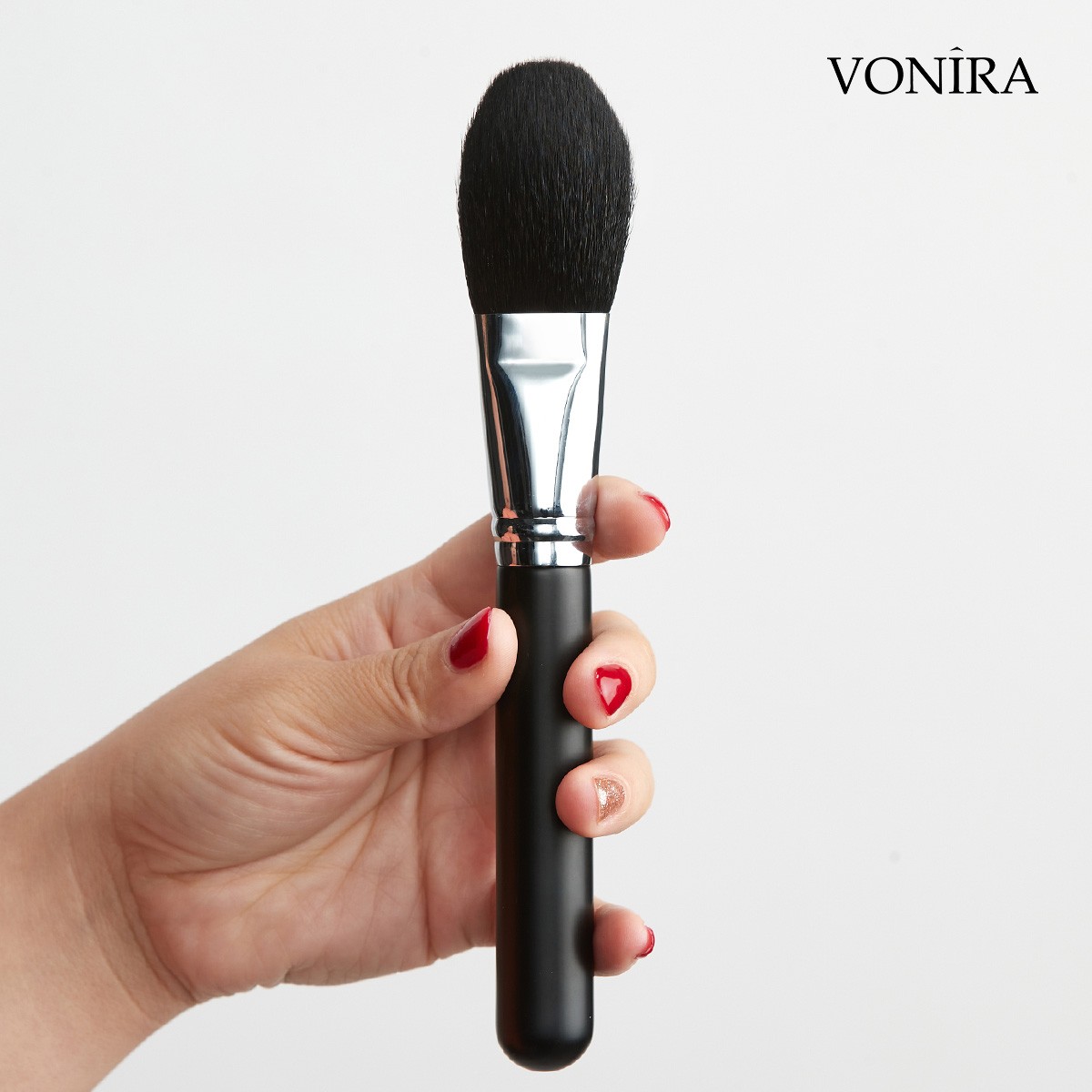 Vonira Beauty Factory Paddle Natural Black Goat Hair Powder Brush With Silver Copper Ferrule Black Handle Custom Private Label Service