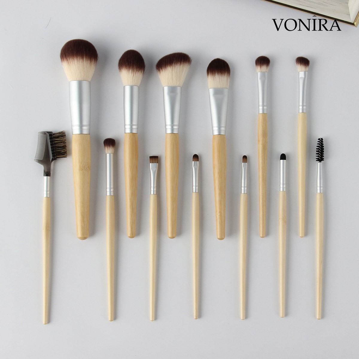 Vonira Beauty OEM Professional 13Pcs Bamboo Makeup Brushes Set Make up Brush Tools Kit