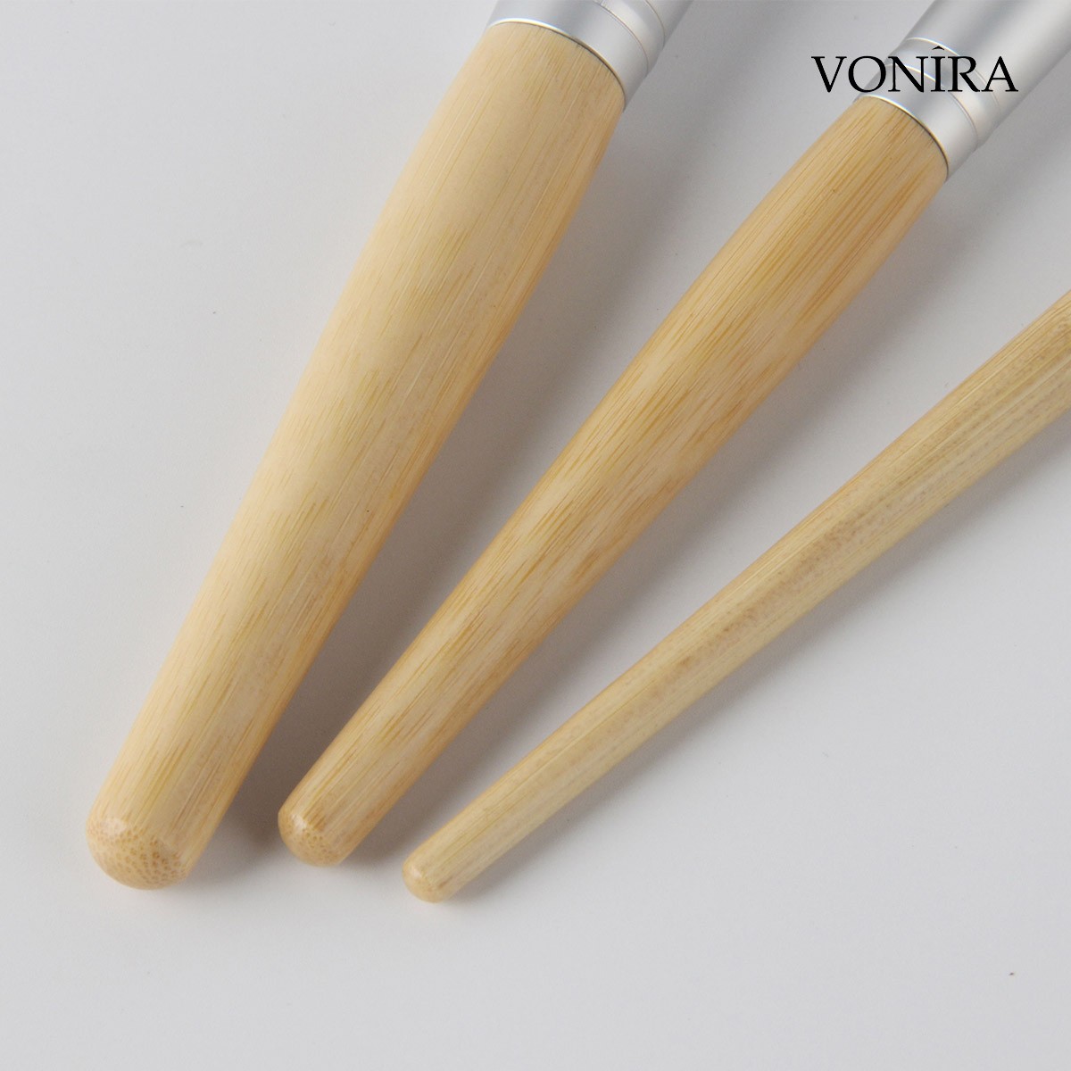 Vonira Beauty OEM Professional 13Pcs Bamboo Makeup Brushes Set Make up Brush Tools Kit