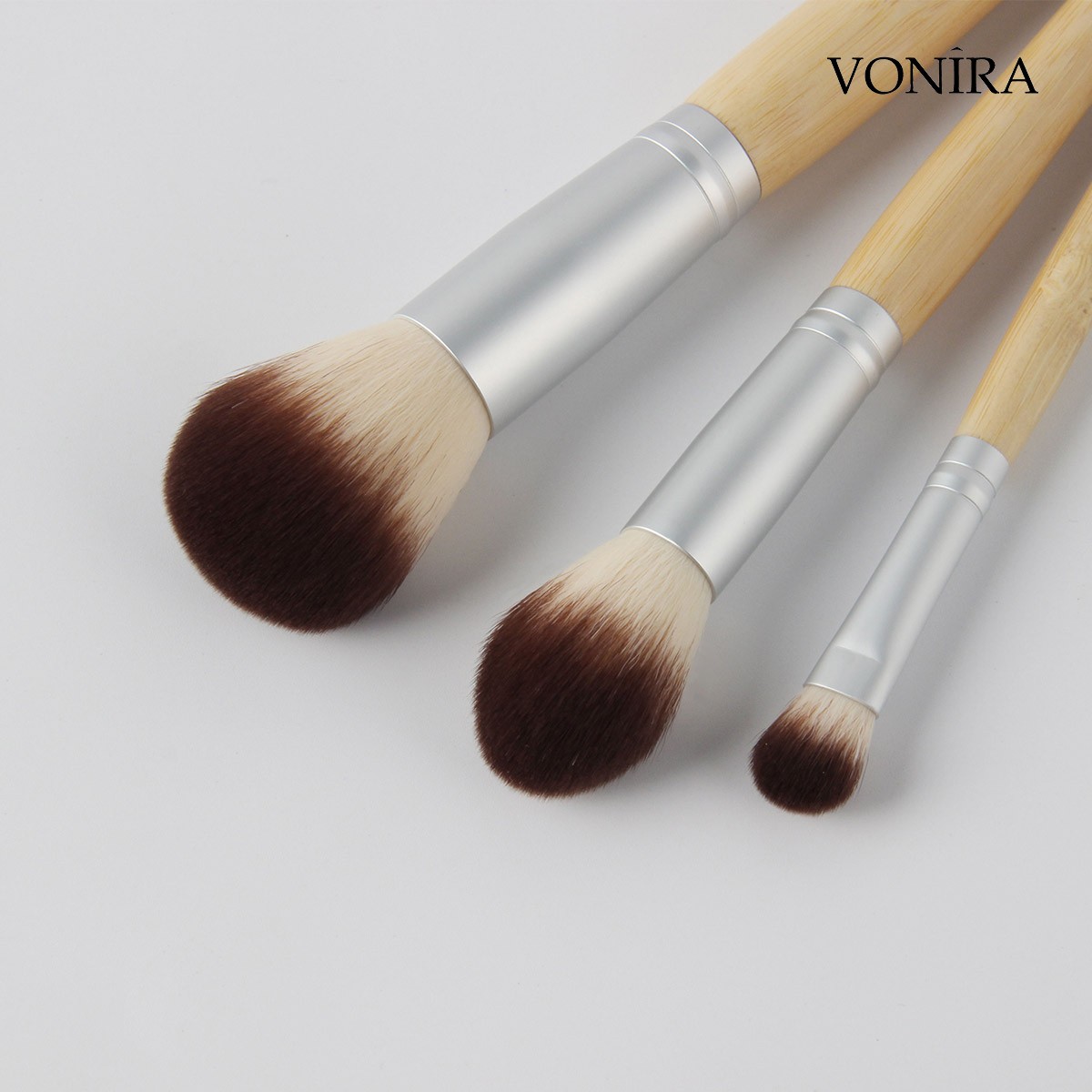 Vonira Beauty OEM Professional 13Pcs Bamboo Makeup Brushes Set Make up Brush Tools Kit