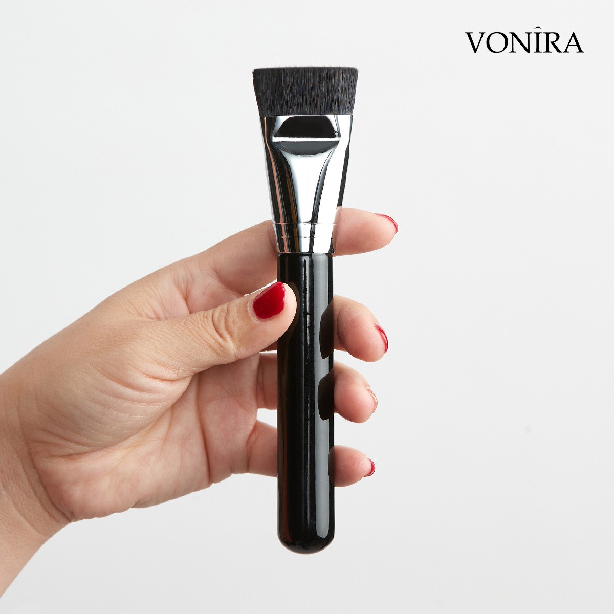 Vonira Beauty Professional Flat Contour Sculptor Brush With Silver Copper Black Handle Custom Private Label Service