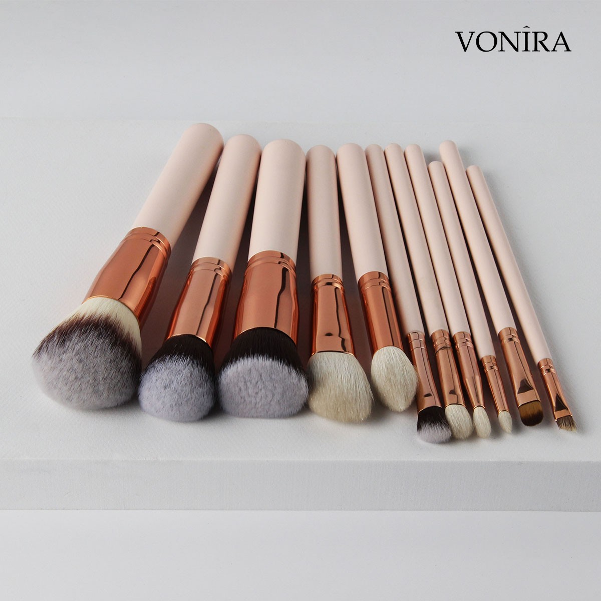Vonira Wholesale OEM 12pcs Rosy Makeup Brushes Set With Natural Goat Highlighting Contour Eye Shadow Taklon Powder Face Makeup ODM Customized