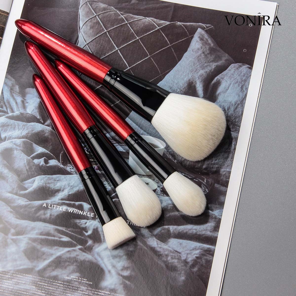Vonira Beauty Wholesale Customised Private Logo 12 PCS High Quality Affordable Synthetic Hair Cosmetics Brush Makeup Tool Kit