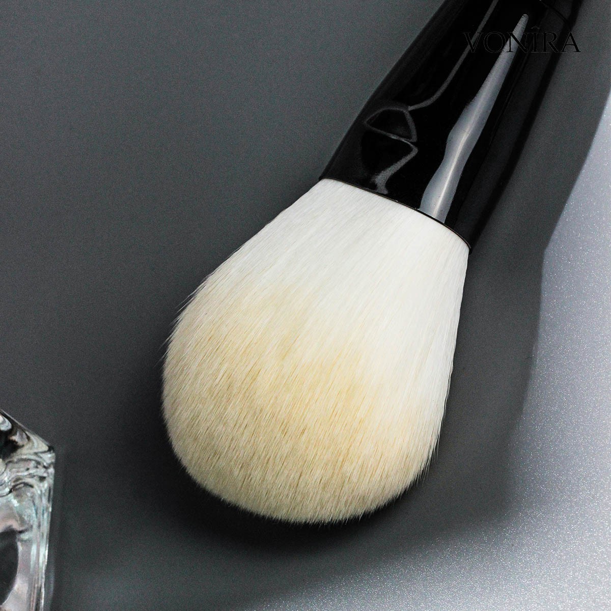 Vonira Beauty Wholesale Customised Private Logo 12 PCS High Quality Affordable Synthetic Hair Cosmetics Brush Makeup Tool Kit